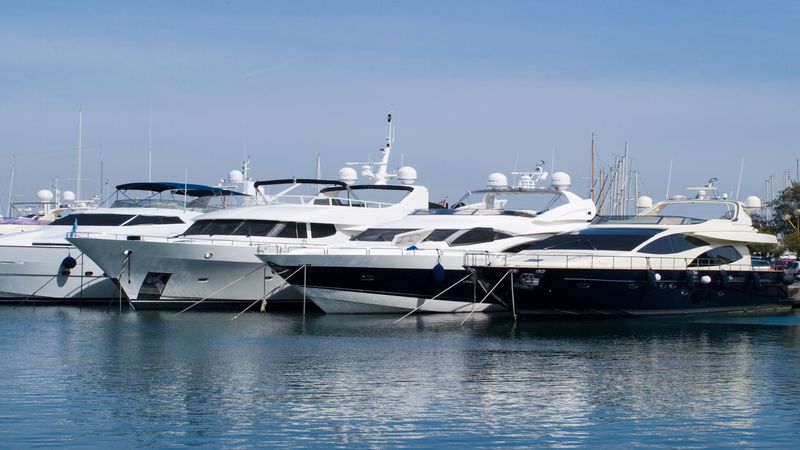 All You Need to Know About Buying and Selling Yachts with a Broker