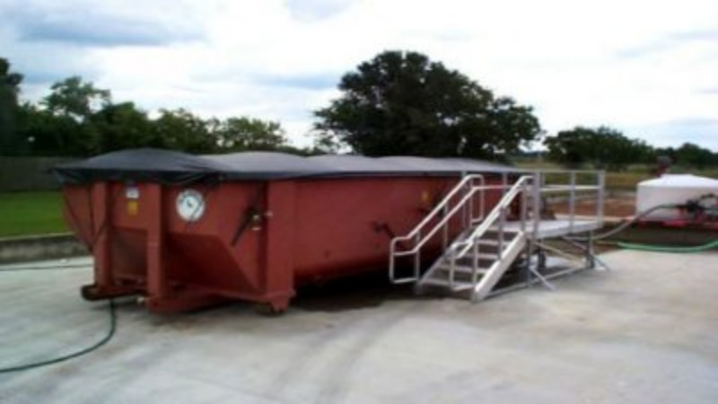 3 Great Ways You Can Use a Roll Off Dumpster Rental in Wharton